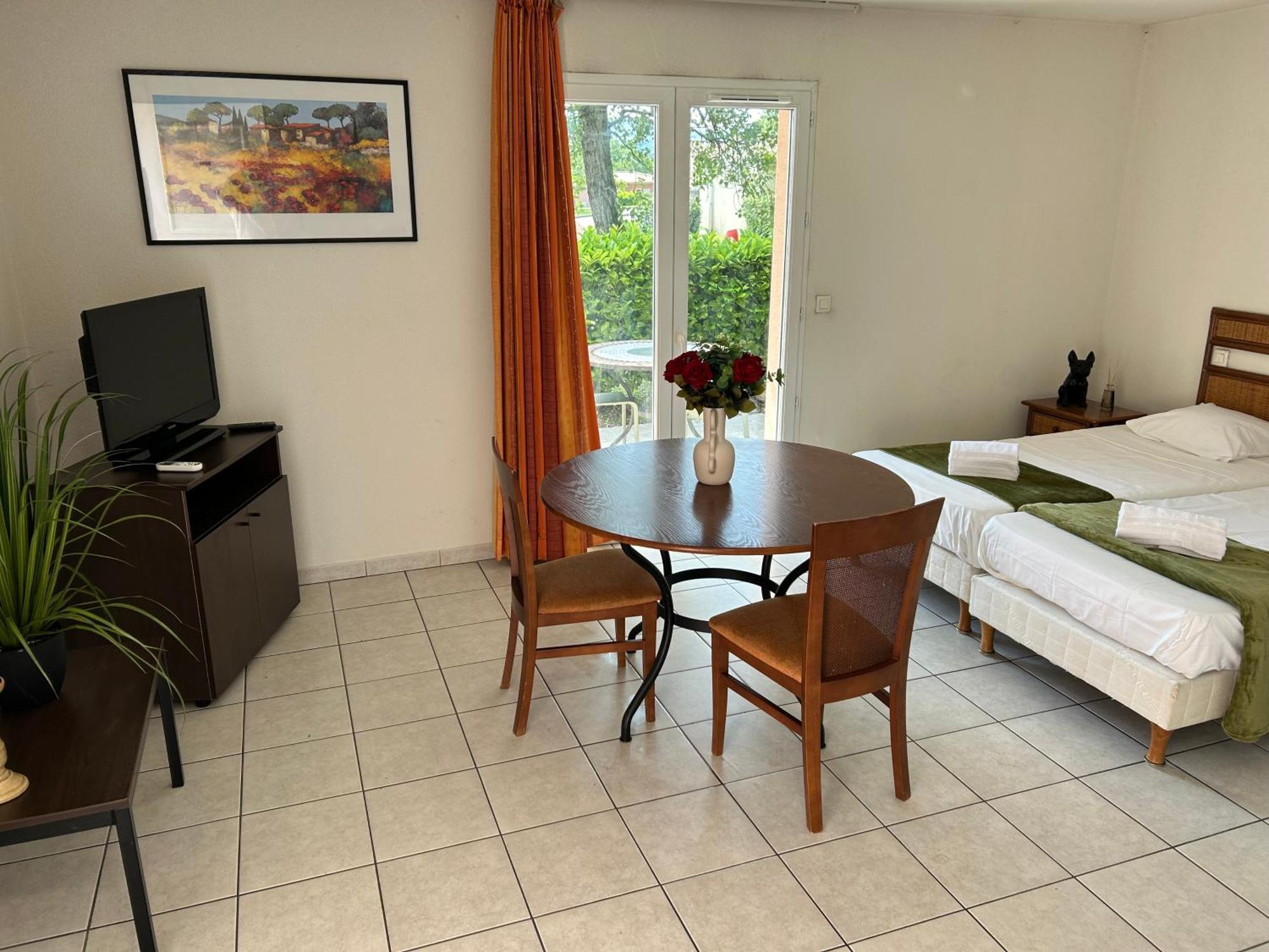 Domaine D'Agrippa Valence Hotel Chateauneuf-sur-Isere Luaran gambar